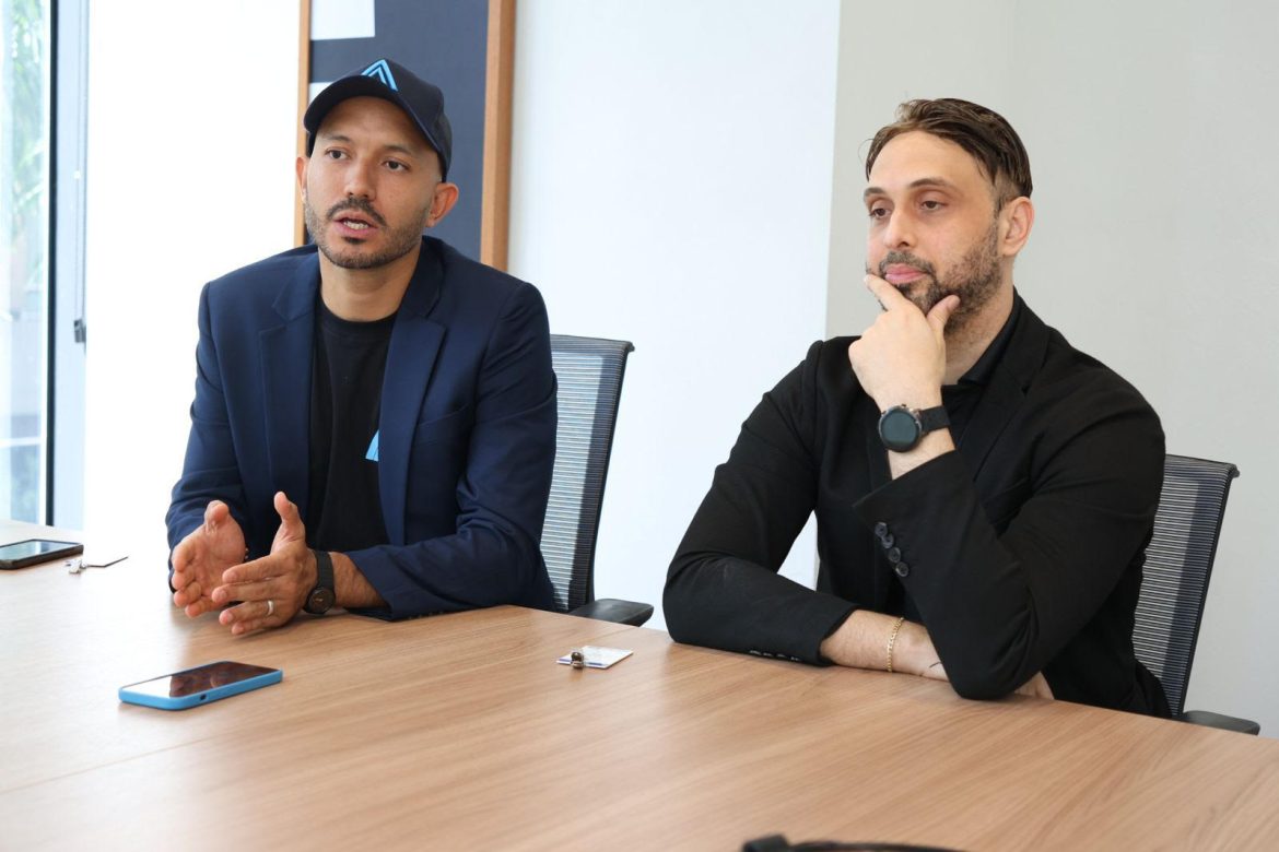 Plataforma digital evita impuesto a remesas en EE. UU.