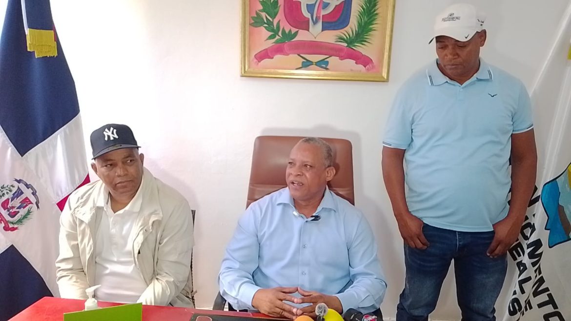 Alcalde de Montecristi denuncia invasión de terrenos donde construirán aeropuerto internacional